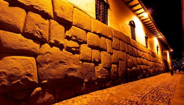Cusco Nocturno — 2