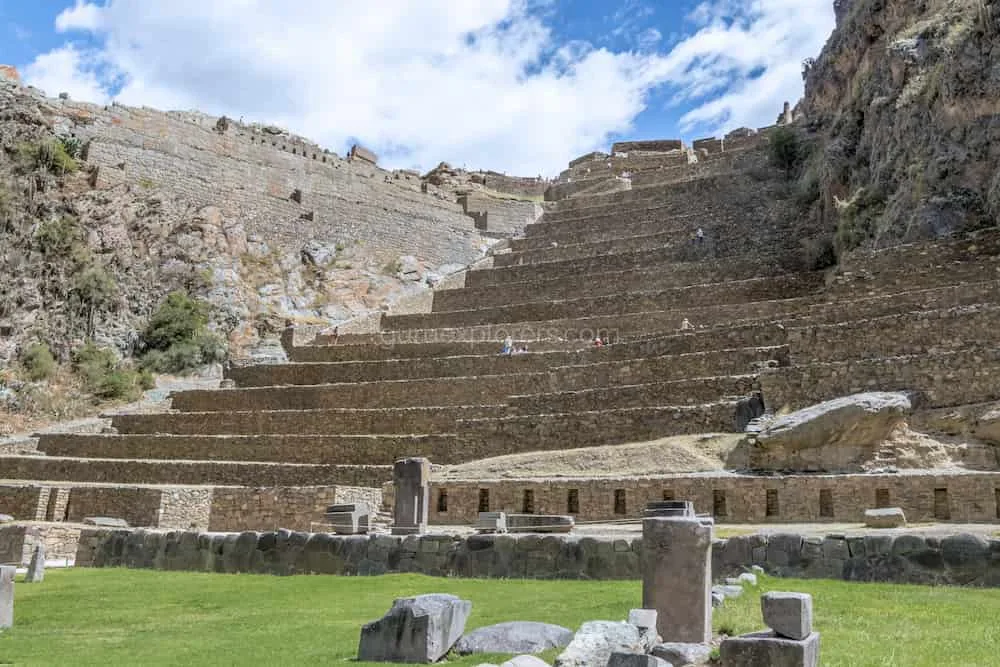 Machu Picchu + Sacred Valley 2D/1N — 2